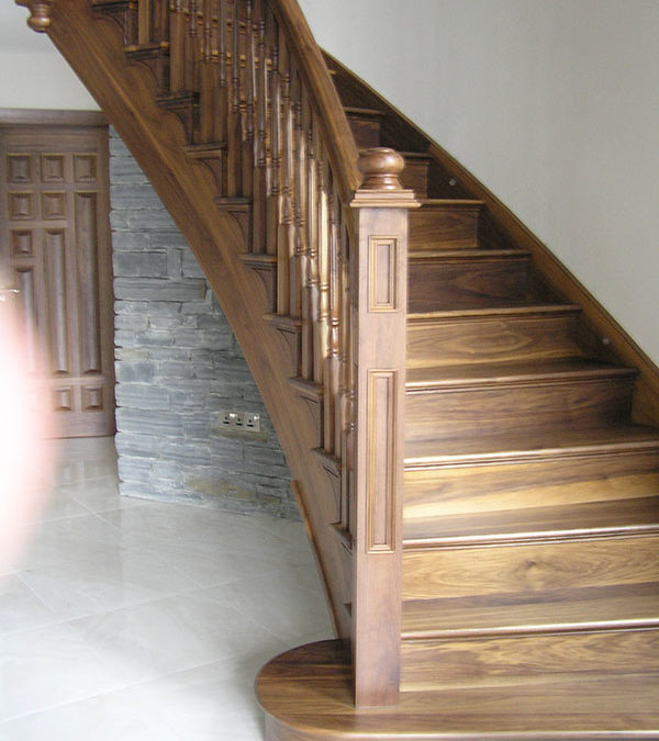 Concrete-stairs-cladded-with-wood-ballingearyjoinery.ie1.JPG