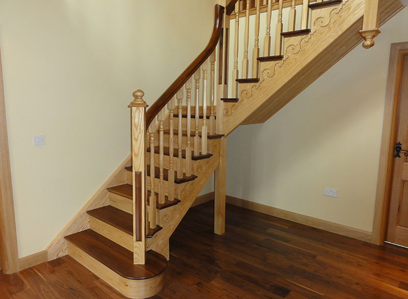 Cutstring-stairs-ballingearyjoinery.ie2.jpg
