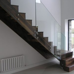 Walnut-stairs-ballingearyjoinery.ie2.JPG