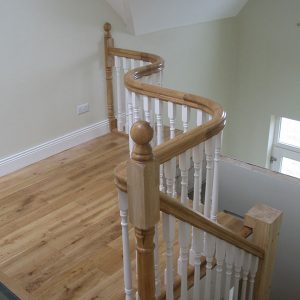 Curved-balustrade-ballingearyjoinery.ie1.JPG-5.jpg