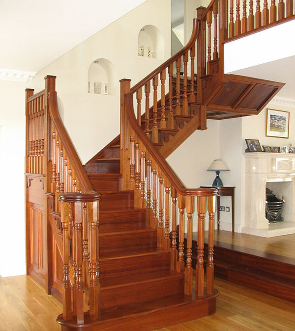 Mahogany-stairs-ballingearyjoinery.ie4.JPG