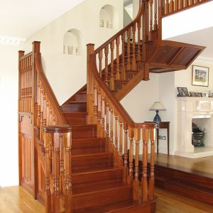 Mahogany-stairs-ballingearyjoinery.ie4.JPG-1.jpg