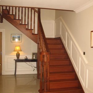 Mahogany-stairs-ballingearyjoinery.ie6.JPG-1.jpg