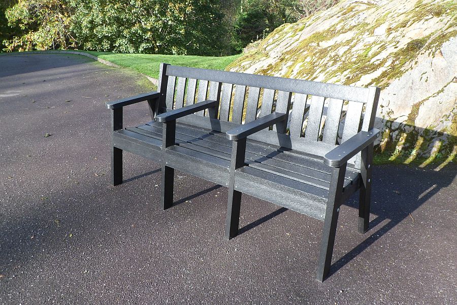 Bench 106