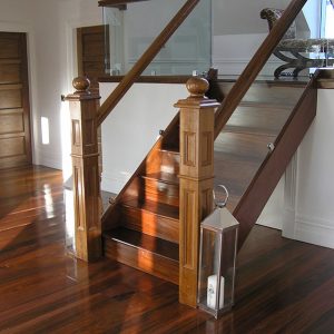 Walnut-stairs-ballingearyjoinery.ie3.JPG