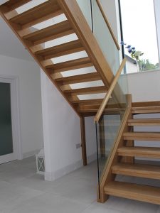 oak stairs with glass balustrade open tread