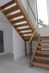 oak stairs with glass balustrade